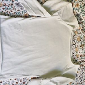 Brandy Melville Wynn top in white!!